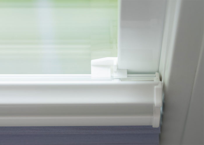 Smooth fits any type of glazed window